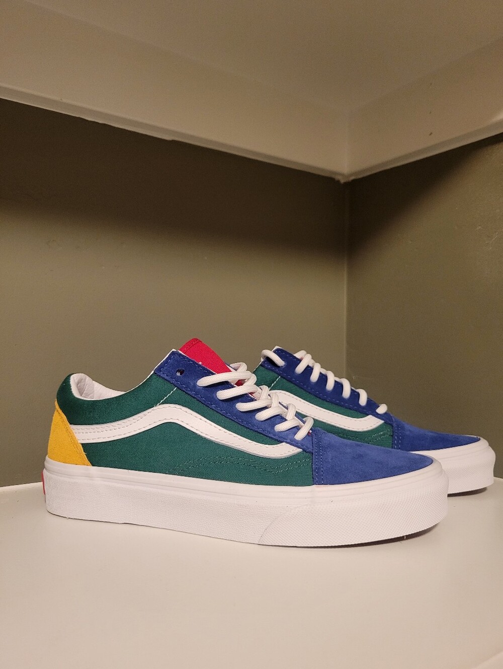 Vans Old Skool Yacht Club Multicolor Sneakers Women’s 6 NEW